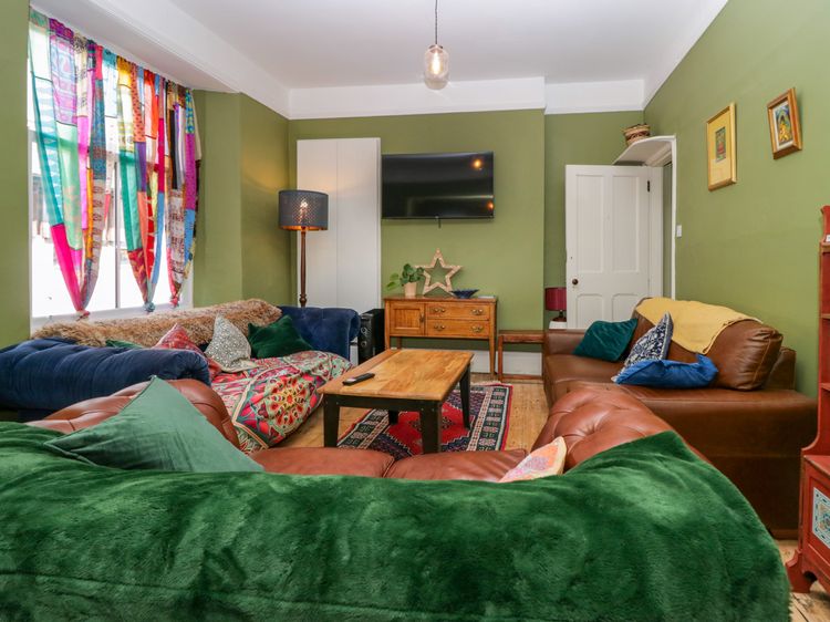 Sunnycote, listing photograph 8