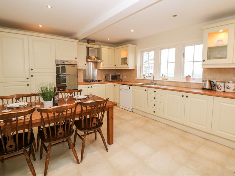 Lower Cowden Farm, listing photograph 9