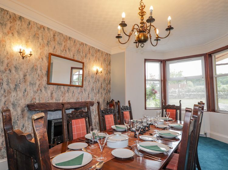 Balloan House, listing photograph 2