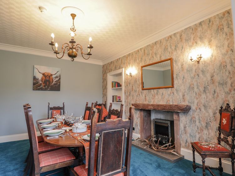 Balloan House, listing photograph 3