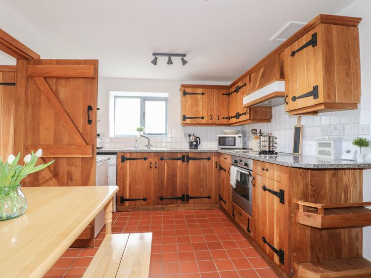 Postbox Cottage, listing photograph 8