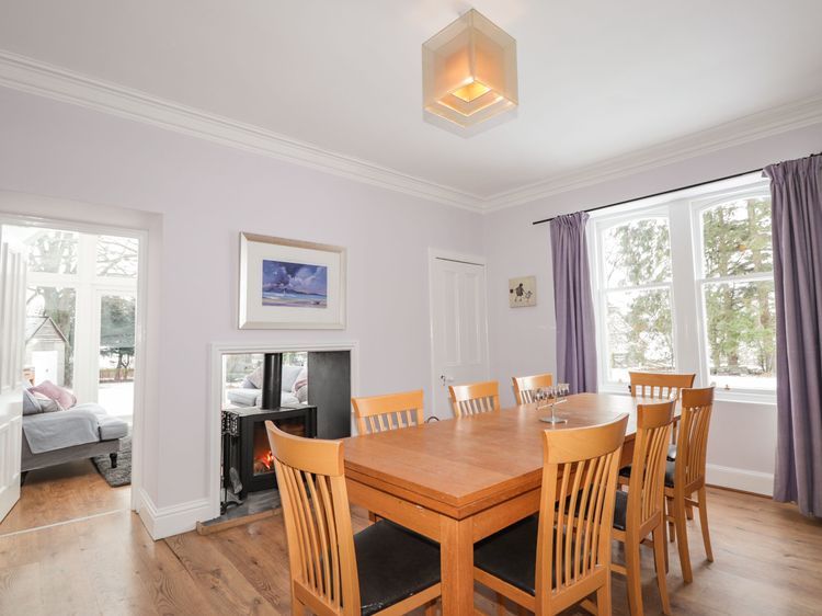 The Larches, listing photograph 6