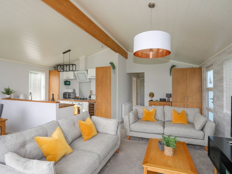 Fairview Lodge, listing photograph 4