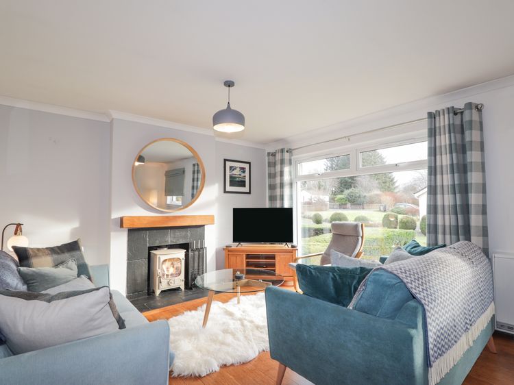 Pebble Cottage, listing photograph 2