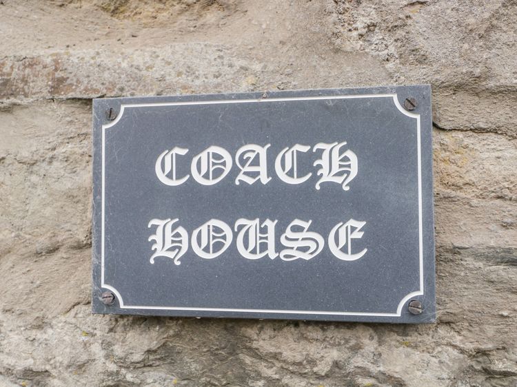 Coach House, listing photograph 5