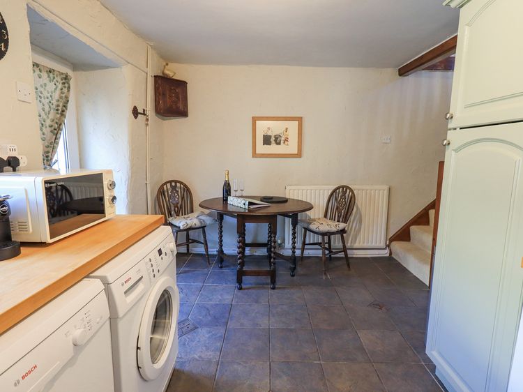 Lavender Cottage, listing photograph 10
