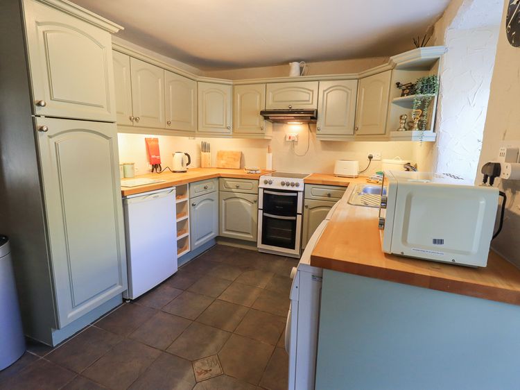 Lavender Cottage, listing photograph 11
