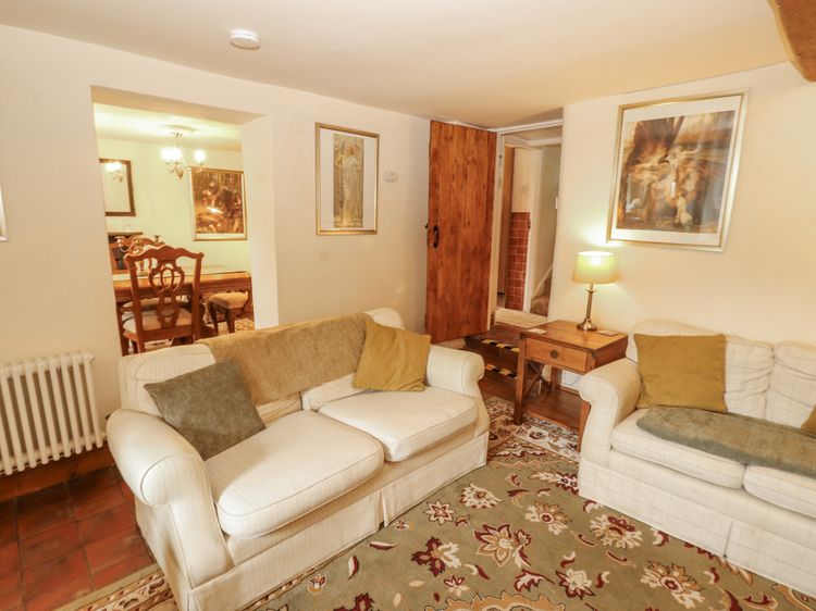 White House, listing photograph 10
