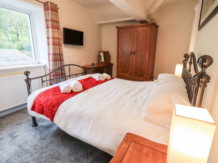 6 Calgarth View, listing photograph 12