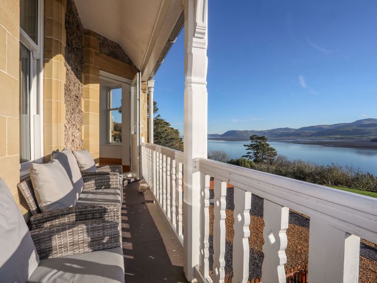 Bryn Mel Manor Straits View, listing photograph 2
