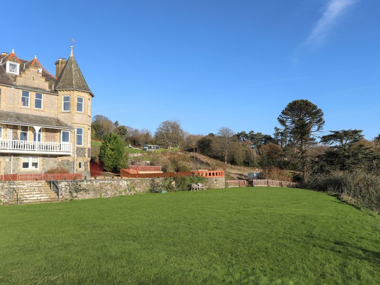Bryn Mel Manor Straits View, listing photograph 7