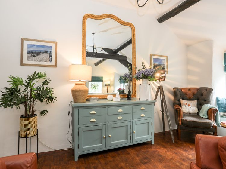 Ty Bach - Beaumaris, listing photograph 9