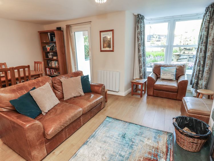 Brookside Cottage, listing photograph 10