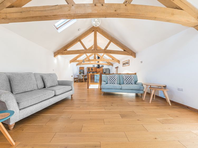 Swallow Barn, listing photograph 5