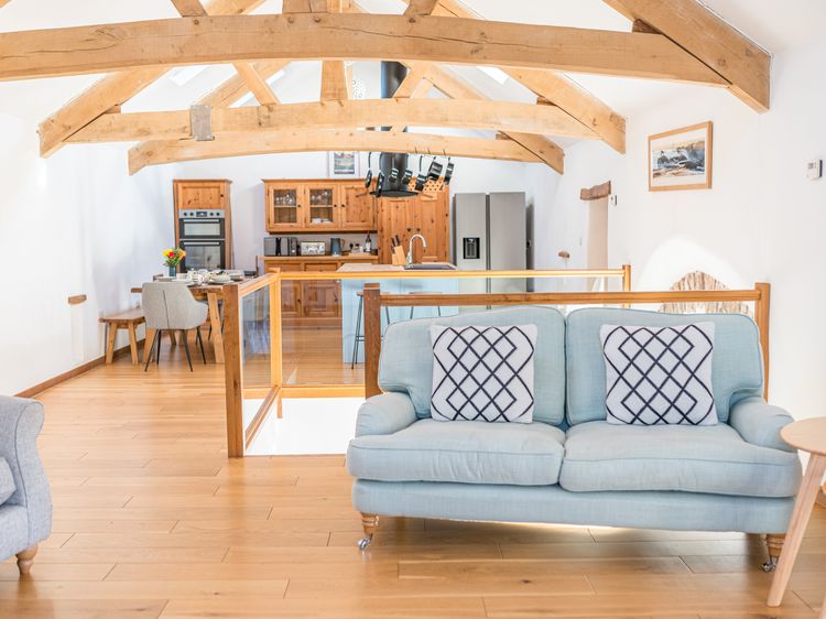 Swallow Barn, listing photograph 6