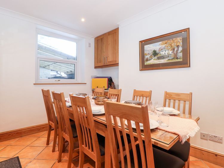 Melbreak House 1, listing photograph 8