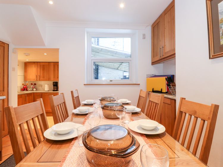Melbreak House 1, listing photograph 9