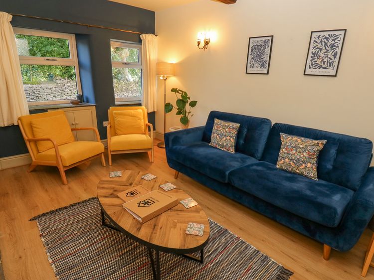Flora Cottage, listing photograph 6