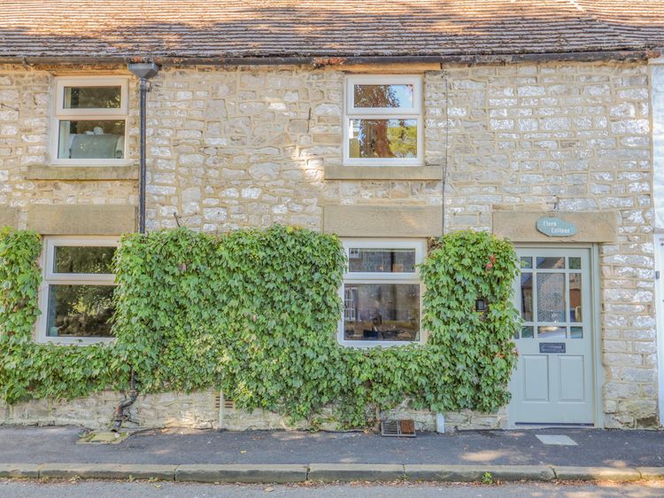 Flora Cottage