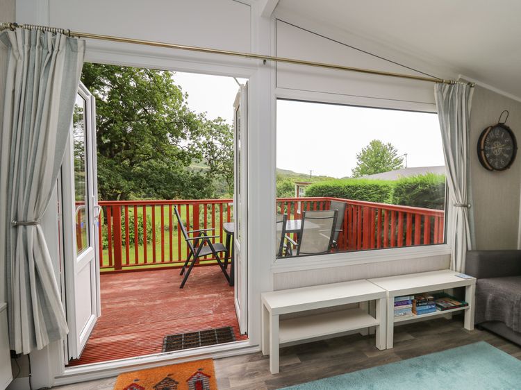 Chalet 64, listing photograph 3