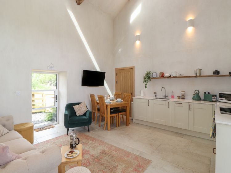 Meadow Syke Barn, listing photograph 4