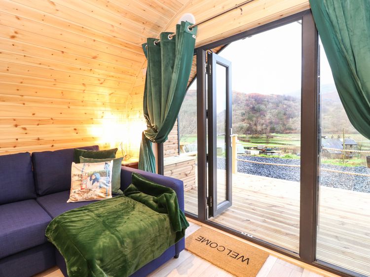 The Shearer - Crossgate Luxury Glamping, listing photograph 4