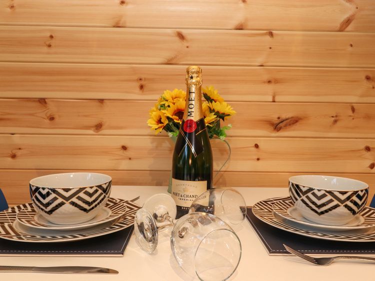 The Shearer - Crossgate Luxury Glamping, listing photograph 8