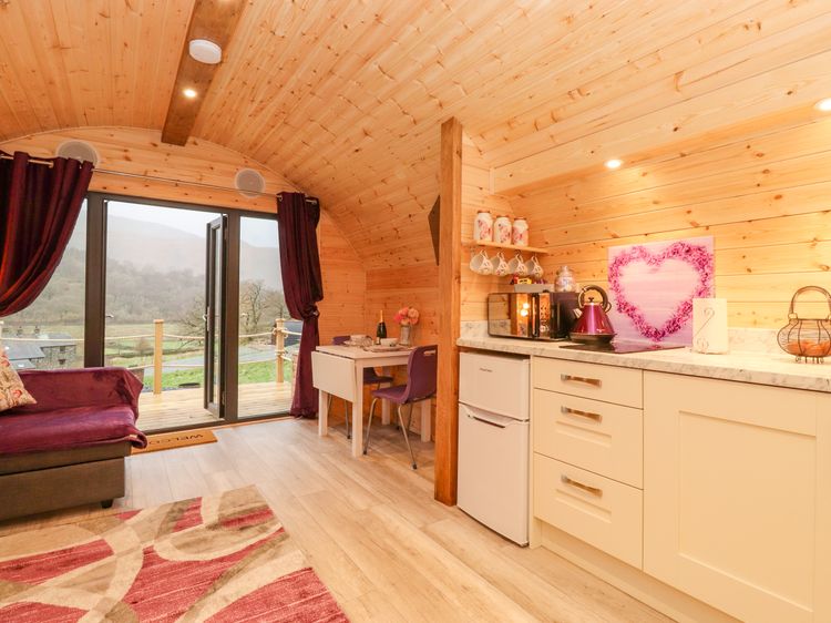 Lovies Place - Crossgate Luxury Glamping, listing photograph 4