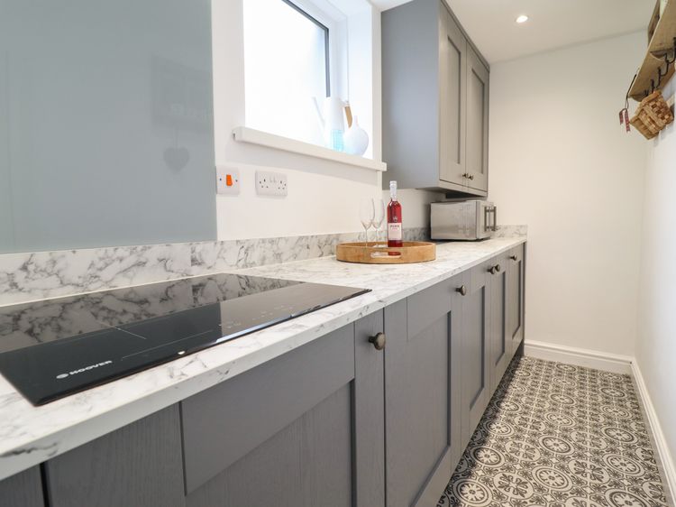 3 Ivy Court, listing photograph 8