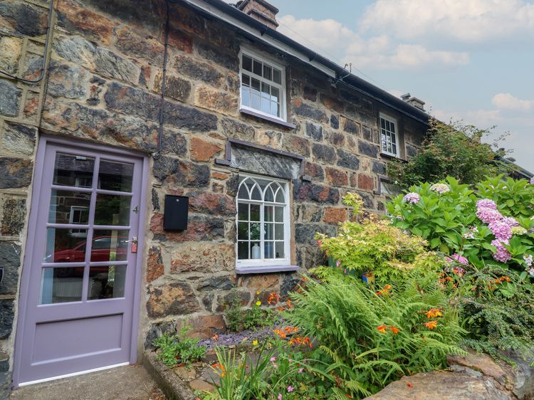 Riverside Cottage, listing photograph 4