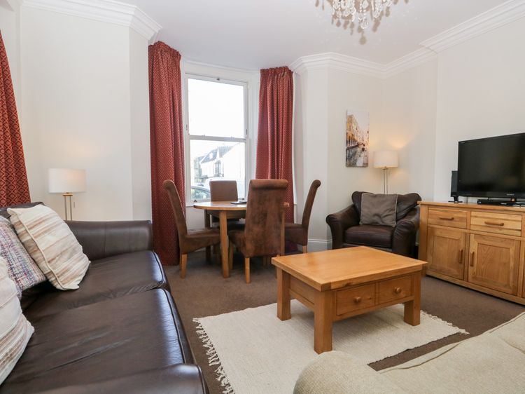 Carlton House Apartment 1, listing photograph 7
