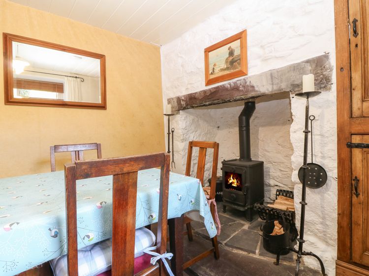 Bod Feurig, listing photograph 8