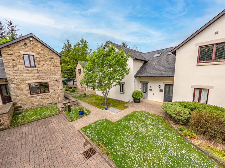 Whisk Away Cottage, listing photograph 4