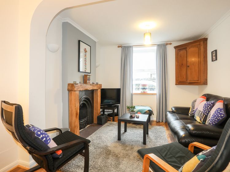 5 Thomas Street, listing photograph 2