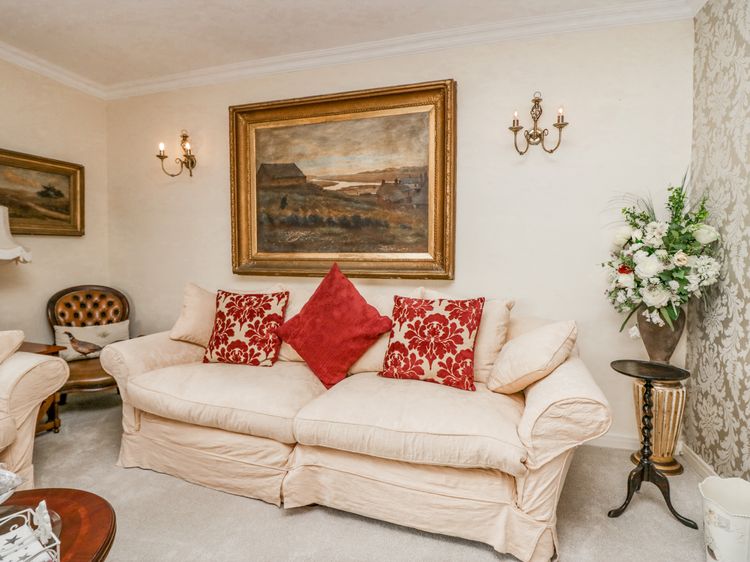 Storrs Lodge, listing photograph 6