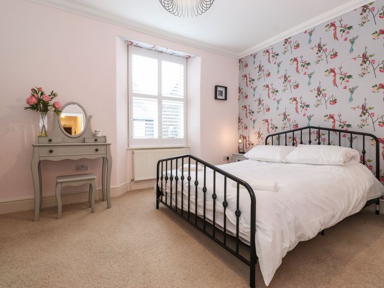 Snowflake Cottage, listing photograph 12