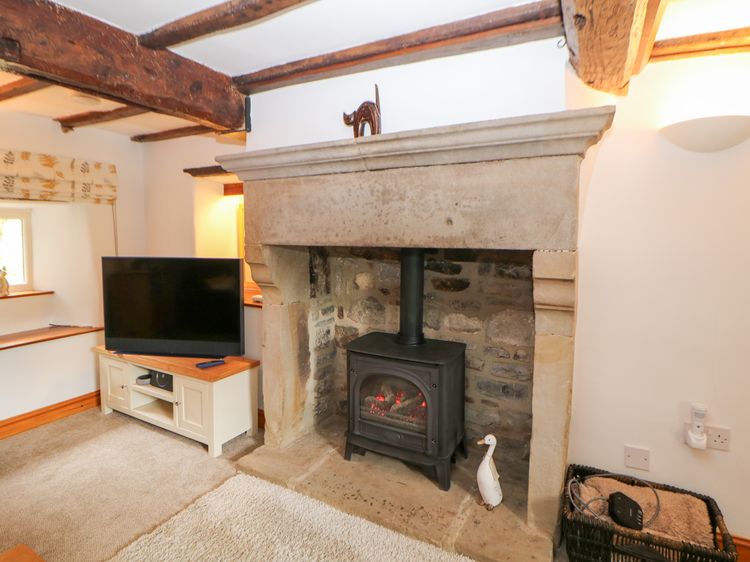 Trickett Gate Cottage, listing photograph 5