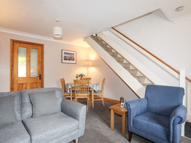 Ty Eiddew (Ivy House), listing photograph 6