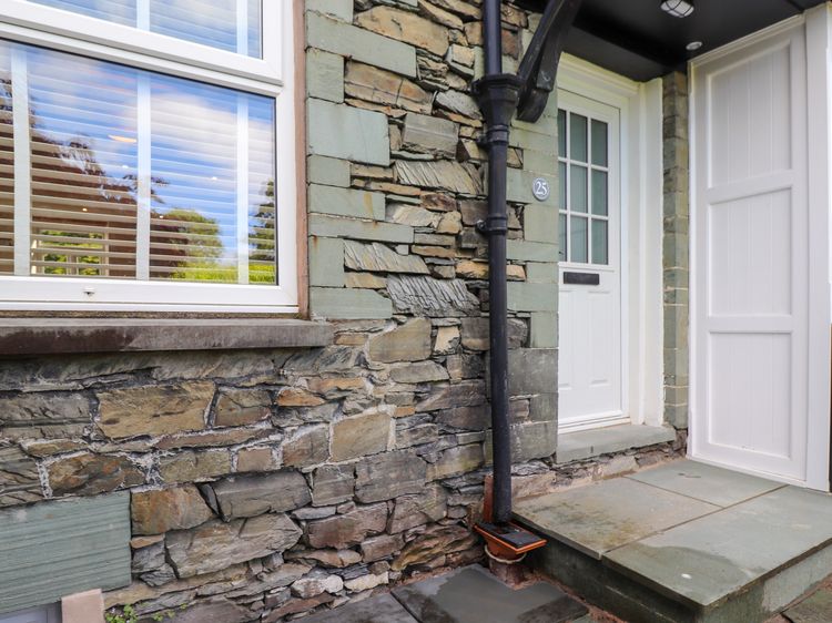 Hannah's Cottage, listing photograph 2