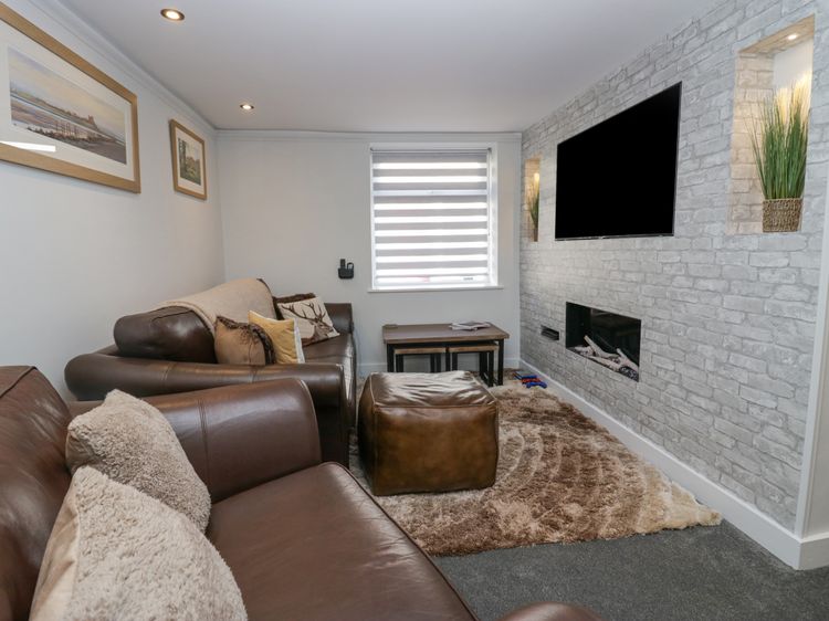 Crag View Cottage, listing photograph 3