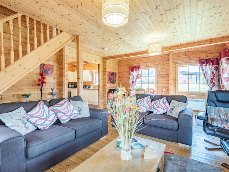 Robin Lodge, listing photograph 6
