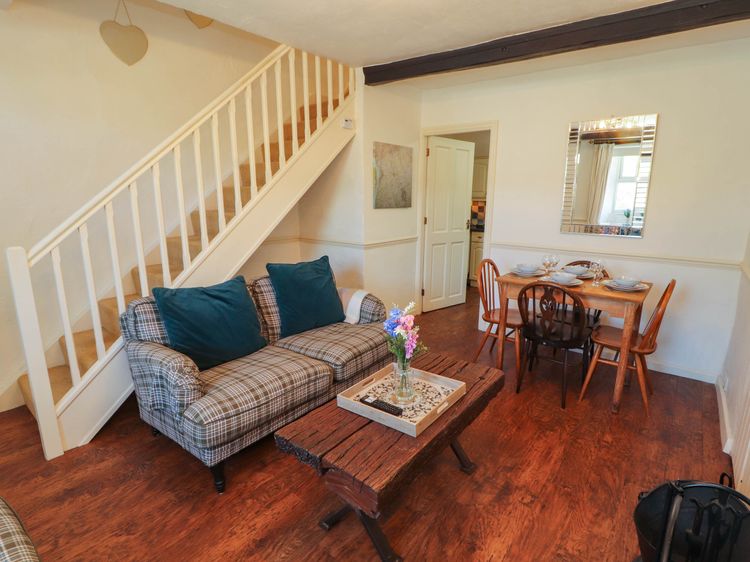Meadow Cottage, listing photograph 8