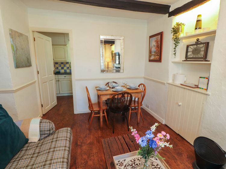 Meadow Cottage, listing photograph 10