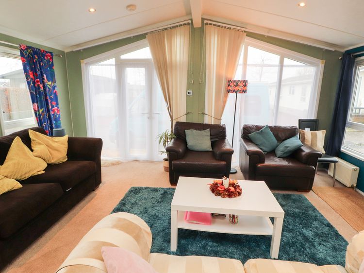 Rosie's Zen Den, listing photograph 6