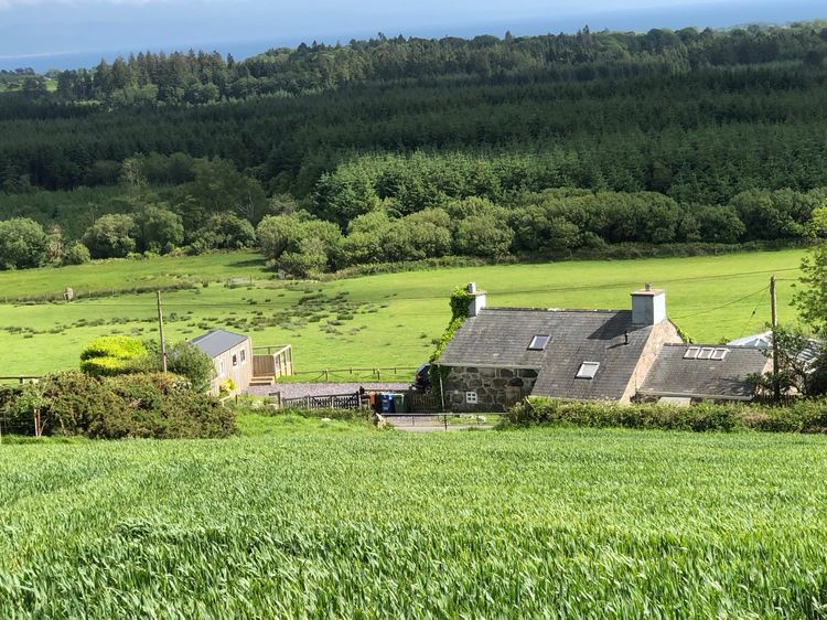 Caban Cwtch (The Cosy Cabin), listing photograph 3