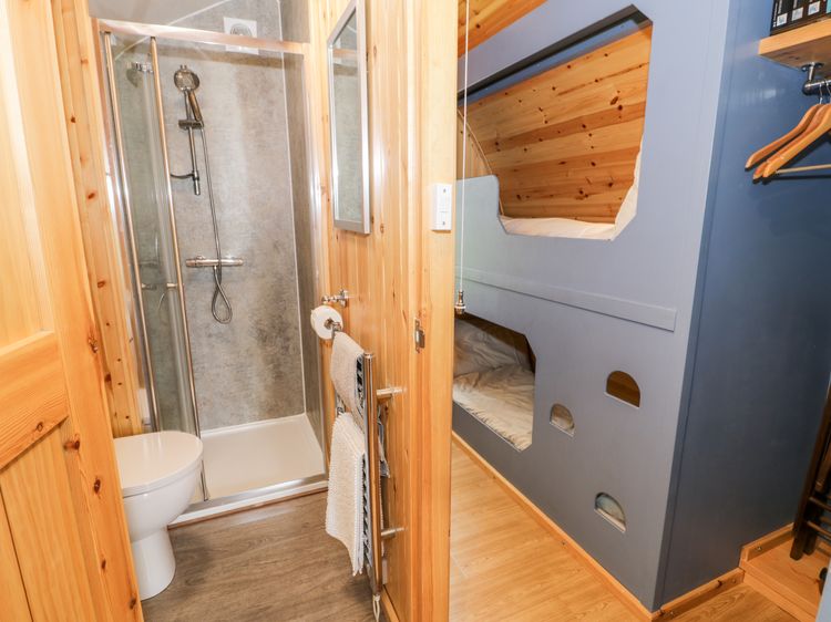 Conwy Pod, listing photograph 9