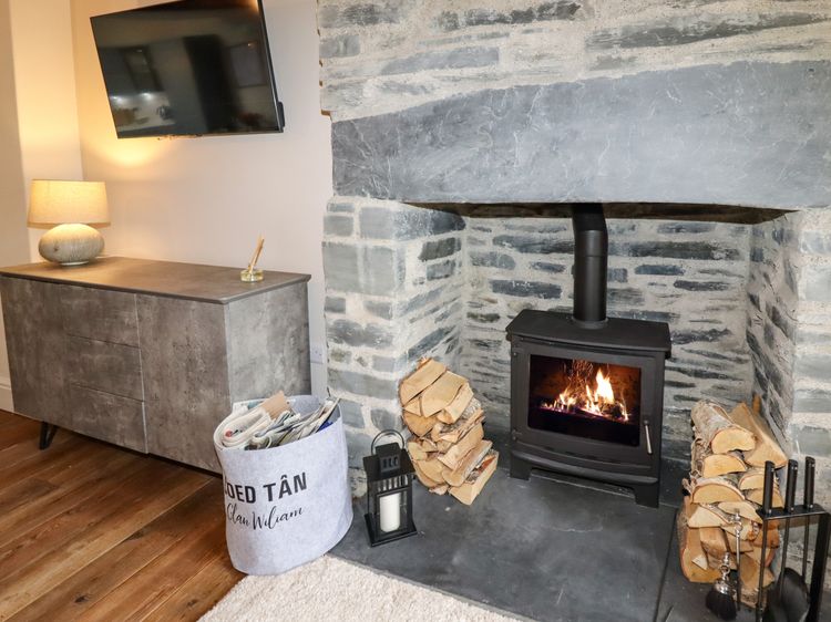 Glan William, listing photograph 5