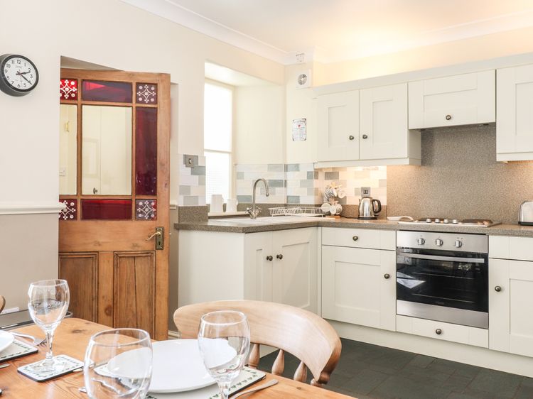 Primrose Cottage, listing photograph 9