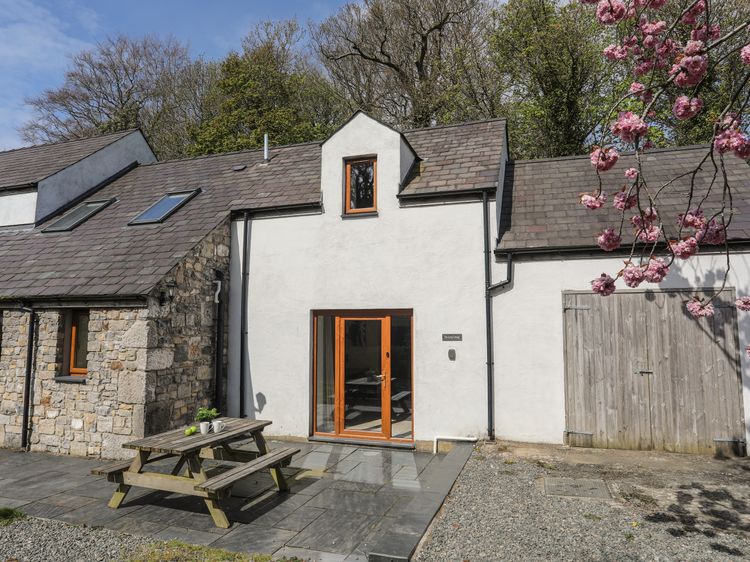 Long Cottage, listing photograph 2