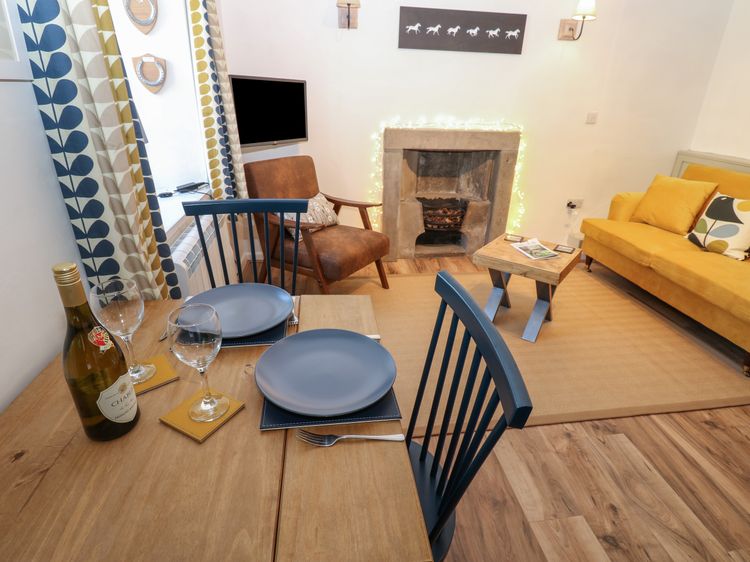 Teal Cottage, listing photograph 10